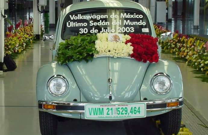 Hace 20 años se dejaba de fabricar el Volkswagen Escarabajo