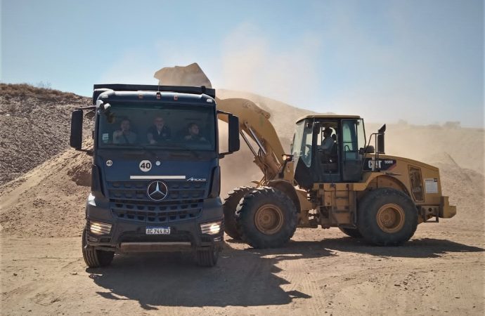 Caravana de Minería: Mercedes-Benz Camiones y Buses capacita a empresas mineras