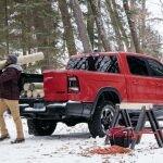 ram_1500_rebel_crew_cab_with_multifunction_tailgate_7_022601f708bd05d4