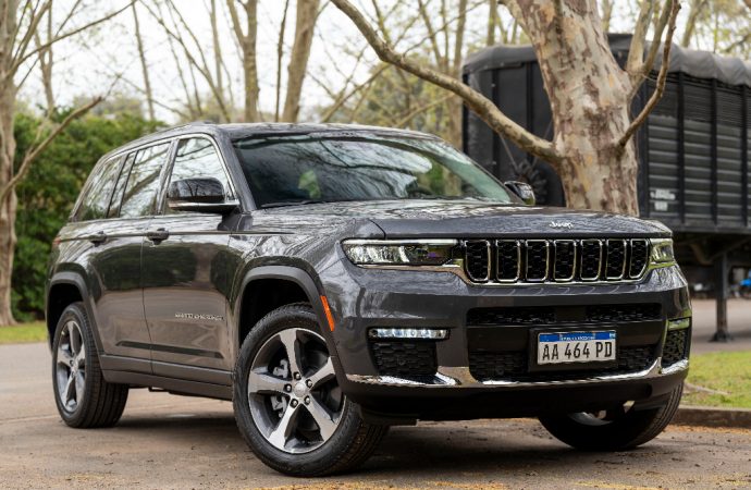 Jeep lanza la nueva generación del Grand Cherokee en la Argentina