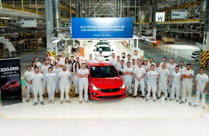 El Fiat Cronos festeja 350.000 unidades producidas en la Argentina