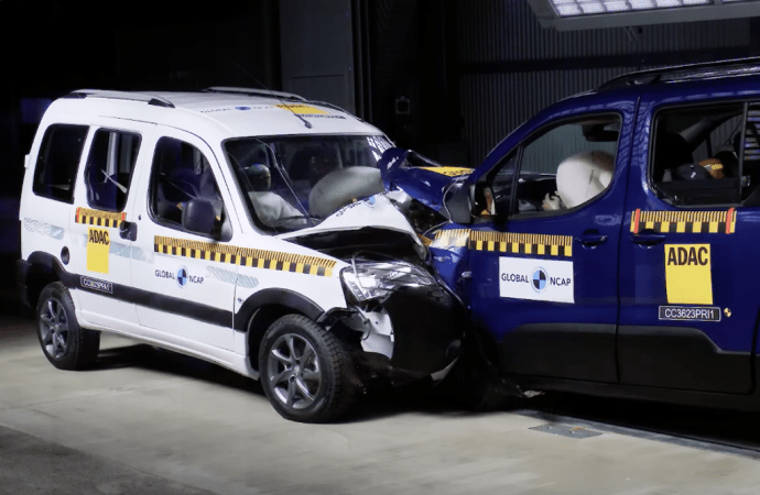 Latin NCAP chocó una Partner argentina contra una Rifter europea