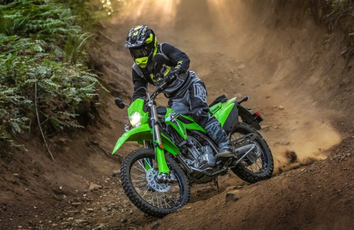 Kawasaki lanza la KLX300 en la Argentina