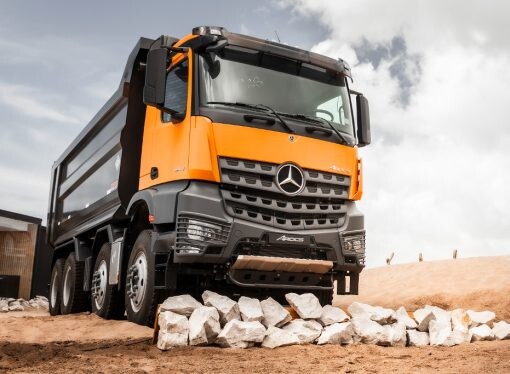 Mercedes lanza el renovado Arocs 4848 K