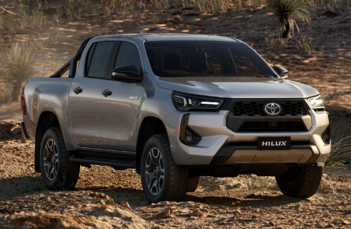 La Toyota Hilux estrena rediseño y motor híbrido en Australia