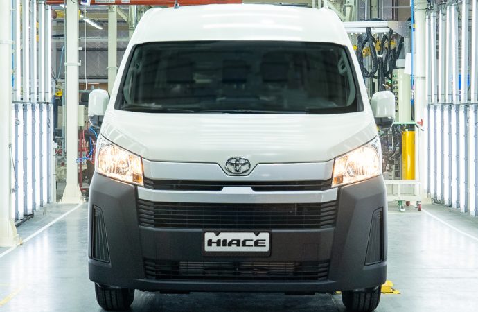 Toyota inició la producción del Hiace en la Argentina