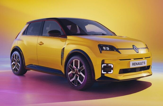 El Renault 5 es el auto europeo del año