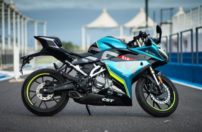 CFMoto lanza la 300SR en la Argentina