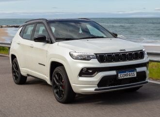 El Jeep Compass suma del motor de la Rampage en Brasil