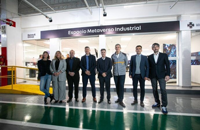 Renault Argentina presentó su visión moderna de producción de vehículos con del Metaverso Industrial