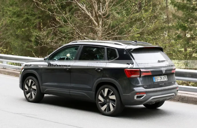 Volkswagen prueba el rediseño del Taos en Europa