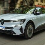 Renault Megane E-Tech accion 4