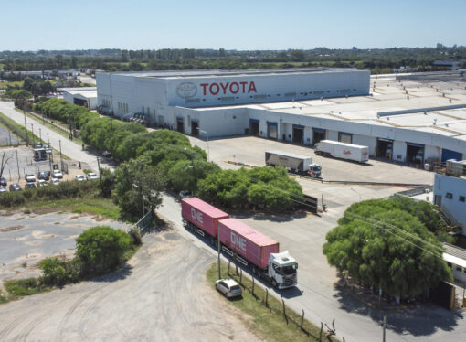 El primer bitren habilitado a circular en Buenos Aires es impulsado por un Scania