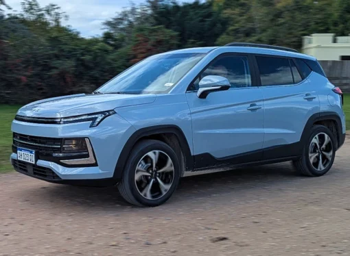 Prueba: JAC JS4 Luxury CVT