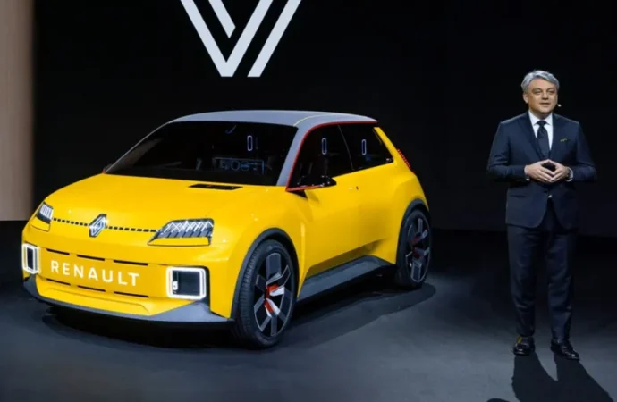 Renault se quedó sin CEO global