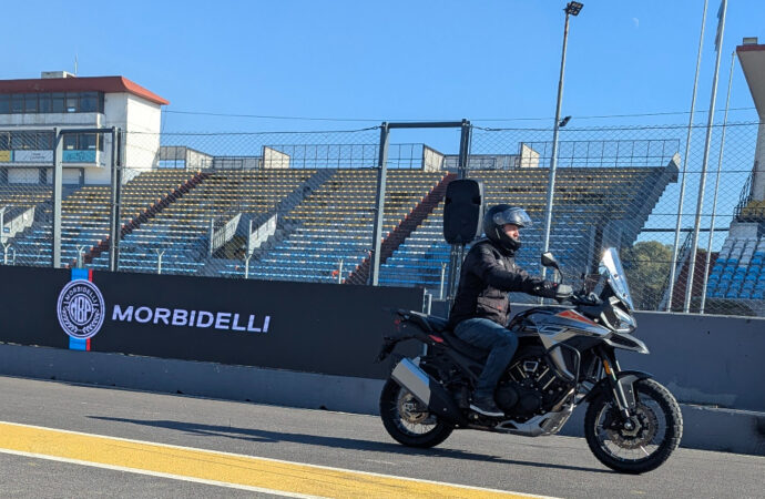 Primer contacto: Morbidelli M 502 N y T 1002 VX