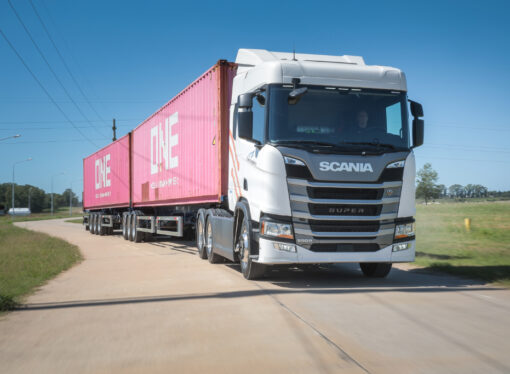 Scania Súper 550: la opción más eficiente para la nueva era de bitrenes en Argentina
