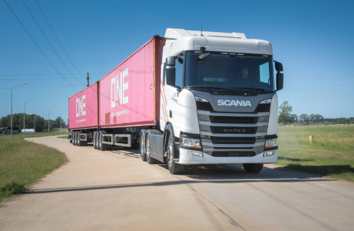 Scania Súper 550: la opción más eficiente para la nueva era de bitrenes en Argentina