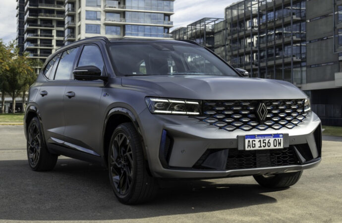 Renault actualizó los precios de la nueva Koleos en Argentina