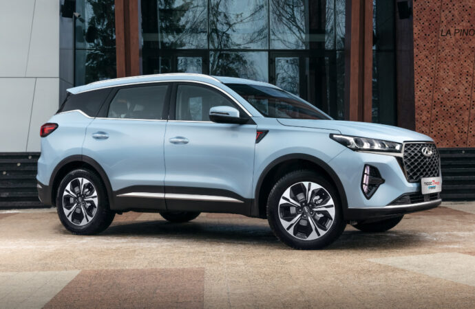 Chery lanza la Tiggo 7 híbrida en Argentina