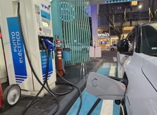 La Ciudad de Buenos Aires promoverá la instalación de 400 cargadores para autos eléctricos