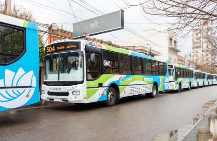 Iveco Bus impulsa las primeras líneas de colectivos del AMBA propulsadas a GNC