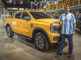 Ford fabricará la Ranger híbrida enchufable en Pacheco