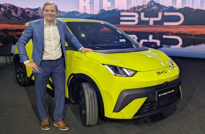 BYD: “en 2027 vamos a traer autos de Brasil”