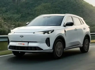 Changan se relanzará en breve con el CS55, un híbrido enchufable