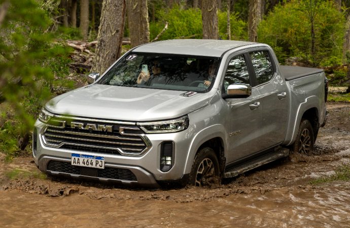 Primer contacto: Ram Dakota Laramie