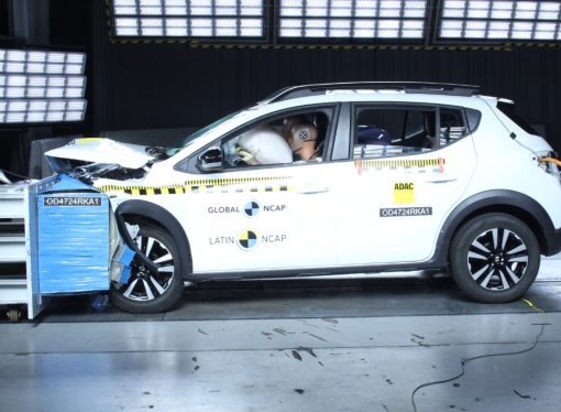 Latin NCAP probó nuevamente los Renault Kardian y Volkswagen Taos