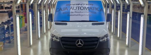 Mercedes inició la producción de la Sprinter con caja automática