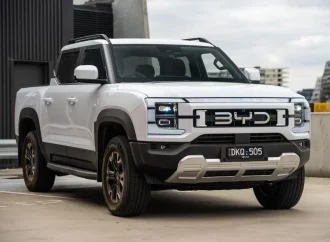 A días de su llegada a la Argentina, la BYD Shark suma un motor más potente en Australia