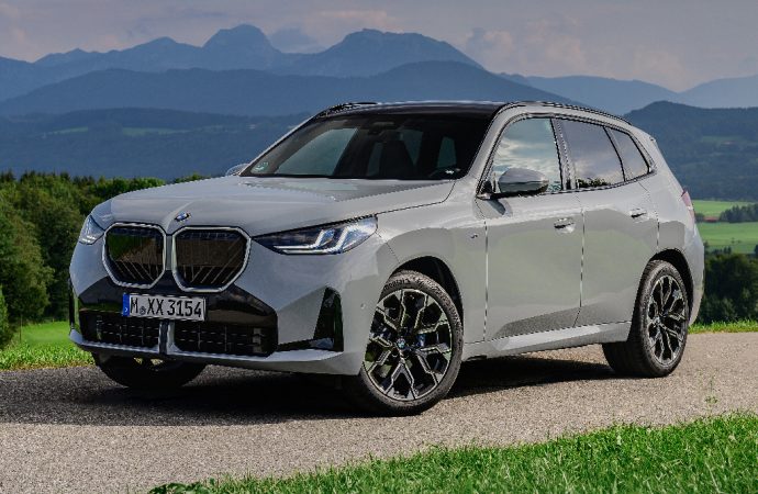 BMW lanza una versión intermedia del X3 en Argentina