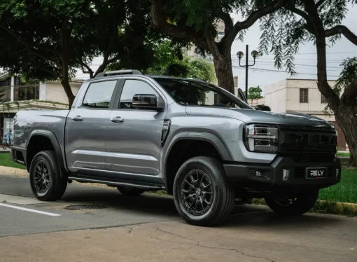 Rely debuta en Argentina con la pick up R8