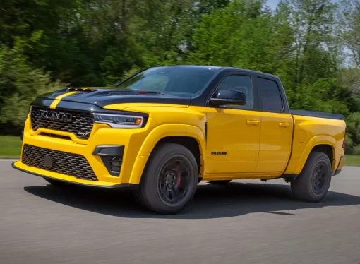 Ram lanzará la 1500 Rumble Bee con un V8 de hasta 788 CV en Estados Unidos