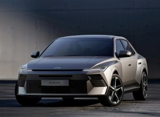 El Hyundai Elantra cambia radicalmente de diseño