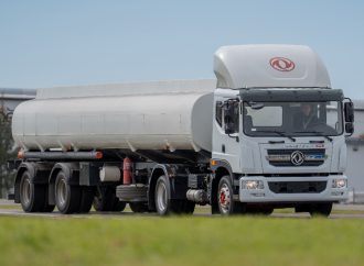 Dongfeng lanza el Captain D 1830 Tractor en Argentina