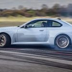 P90600857_highRes_the-new-bmw-m2-cs