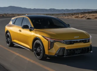 Kia lanza el K4 hatchback turbo en Argentina