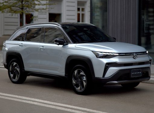 Suzuki lanza el Across Hybrid en Argentina