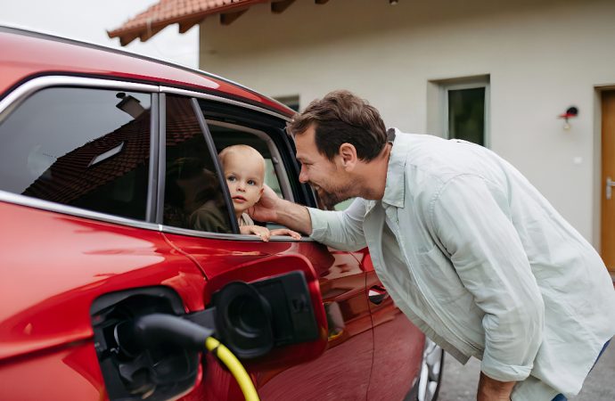 La Caja presenta Seguro de Auto Eléctrico, una cobertura que evoluciona junto al parque automotor argentino