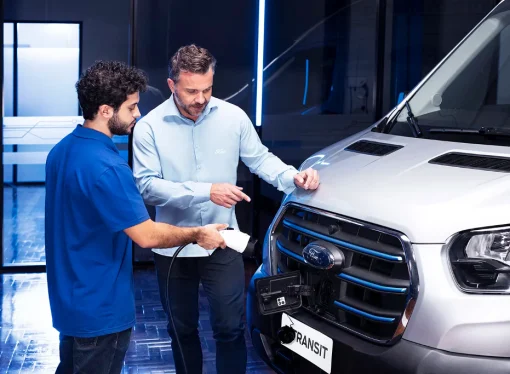 Ford Pro prueba un nuevo servicio de alertas preventivas para flotas