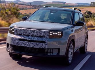 El Fiat Argo X se lanza este año en Brasil y llega en 2027 a la Argentina