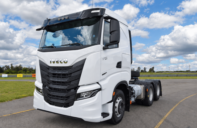Iveco comenzó a producir el S-Way 450 en Córdoba