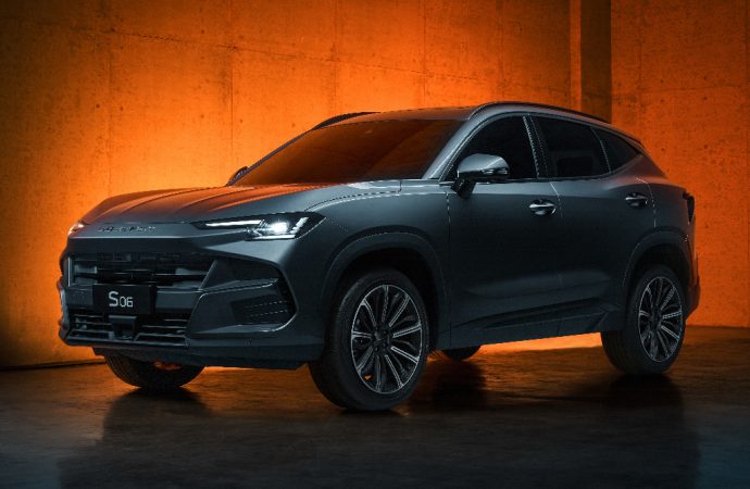 Soueast lanza el S06 en Argentina