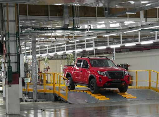 Nissan confía en la renovación del acuerdo con México: ya produce Frontier y nuevo Versa para nuestro mercado